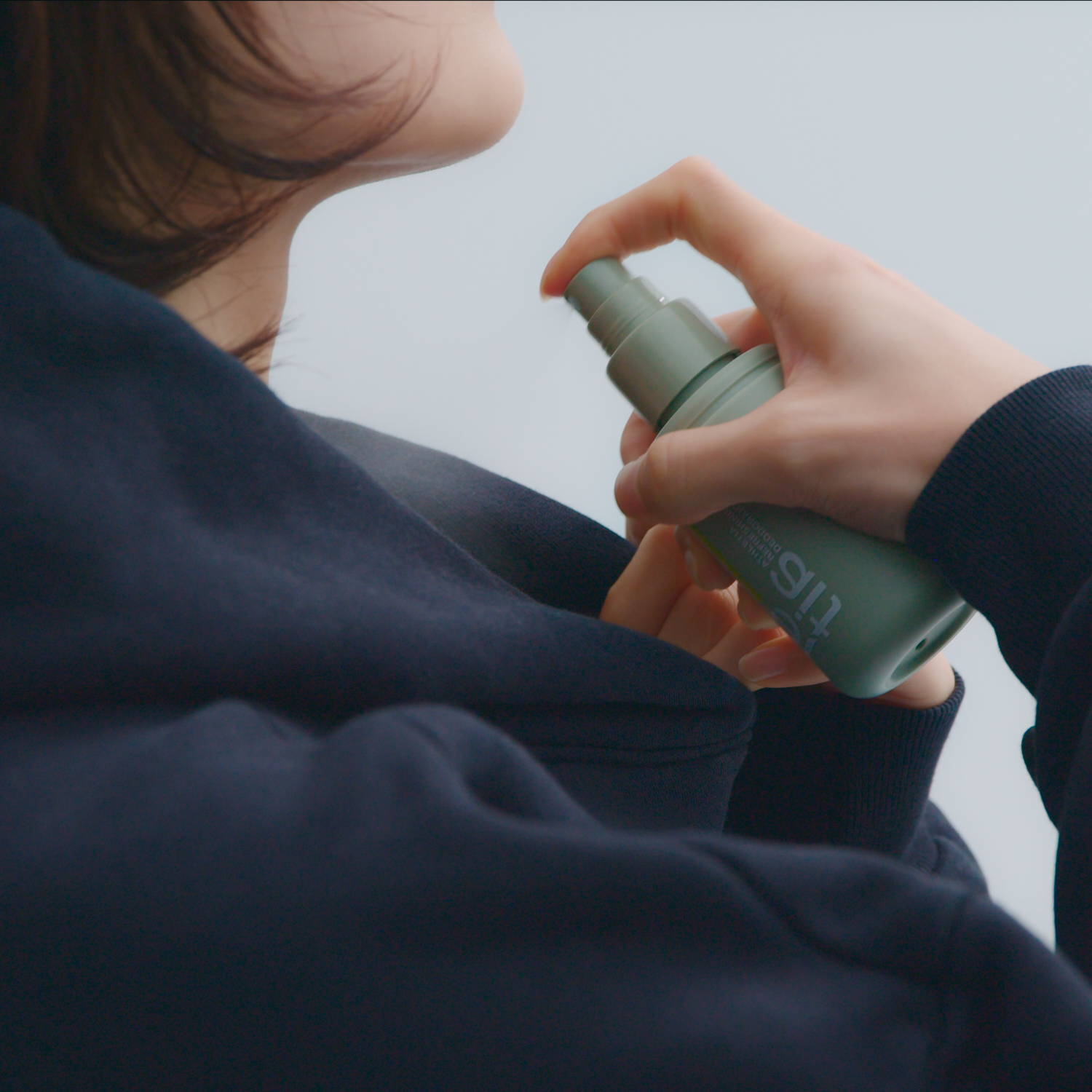 リフレッシング デオドラントミスト(医薬部外品) 詳細画像 4枚中2枚目